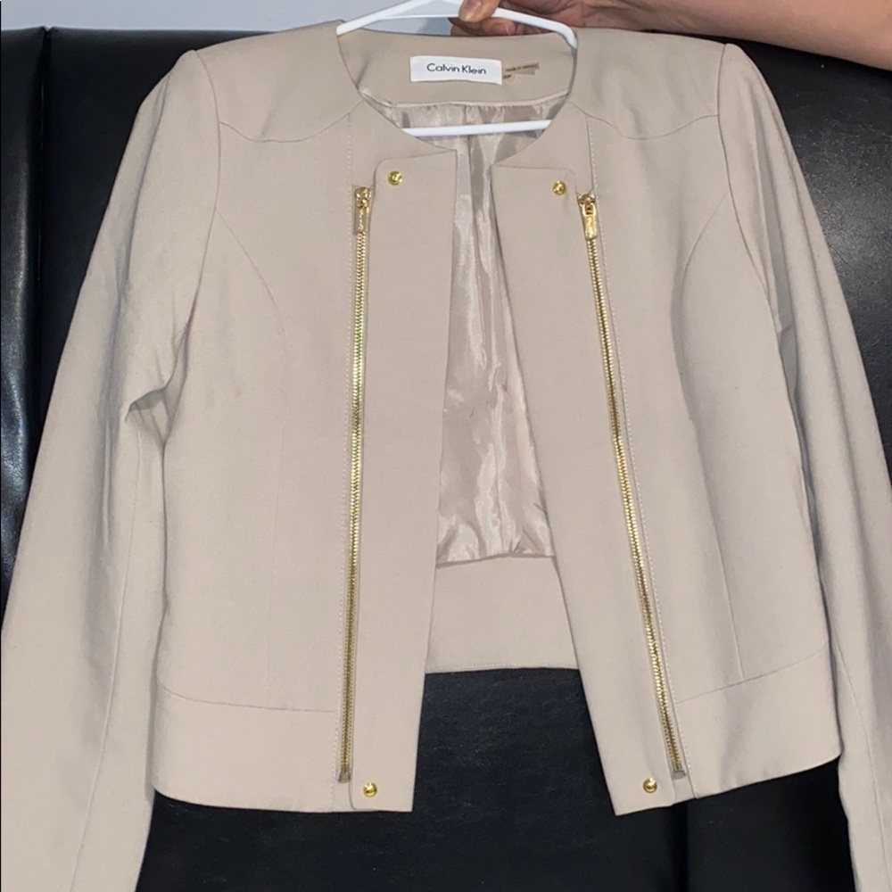 Calvin Klein beige blazer